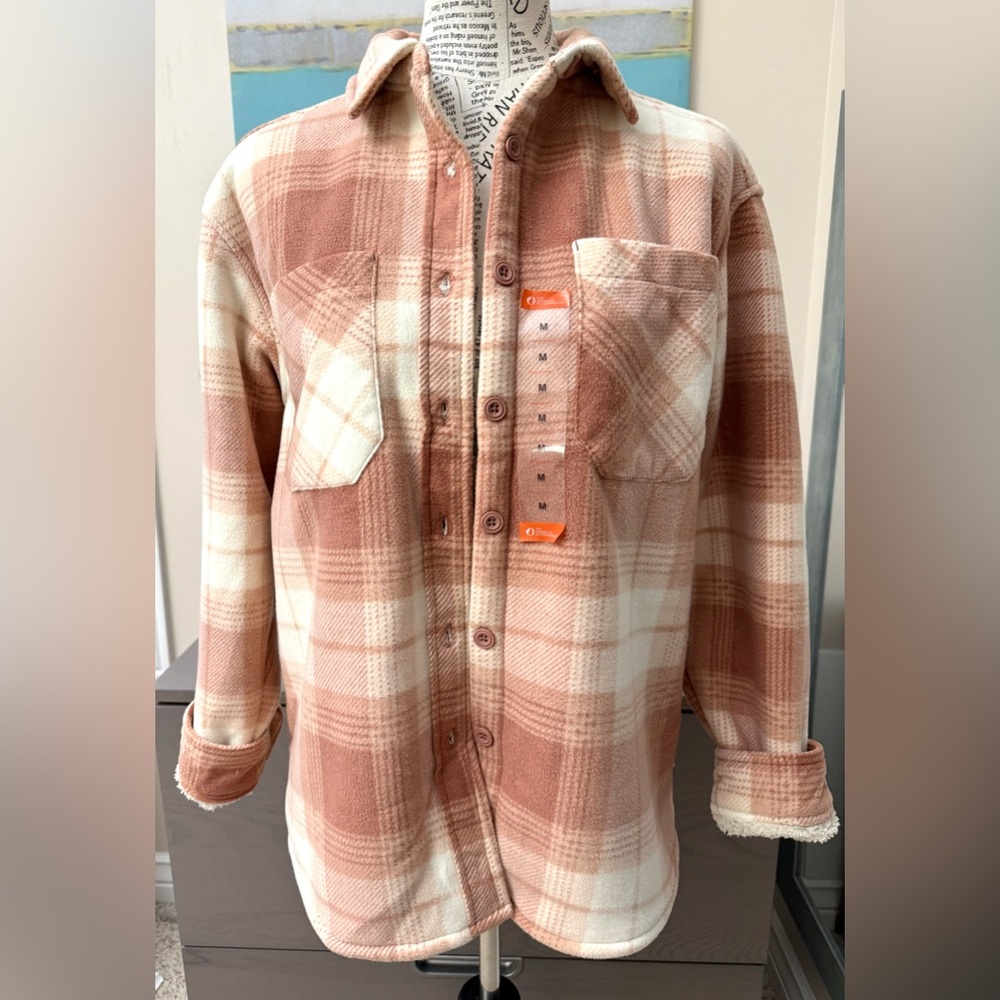 The American Outdoorsman Women's Peach Plaid CozySherpa Jacket M